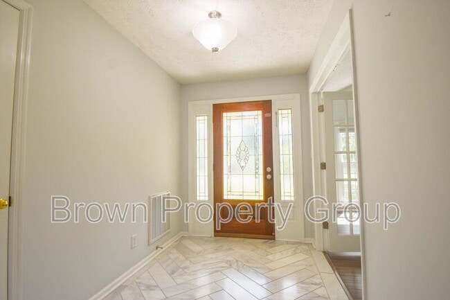 Building Photo - 867 Long Iron Dr