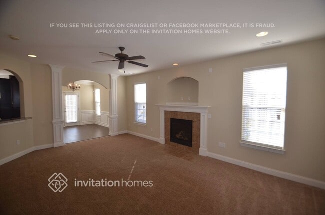 Foto del edificio - 13100 Windy Lea Ln