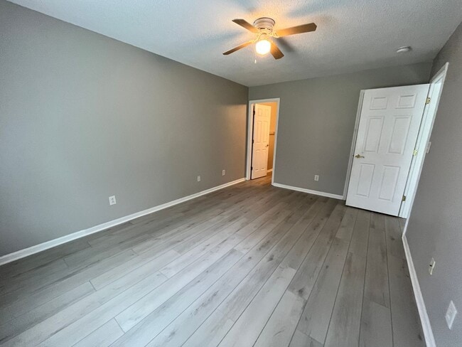 Foto del edificio - 3 Bed, 2 Bath in Hamilton Southeastern Sch...
