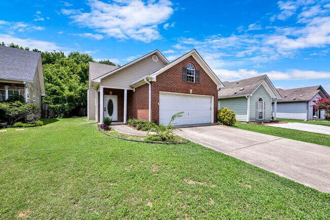 Building Photo - 384 Walker Way