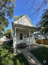 Building Photo - 117 S 18th St