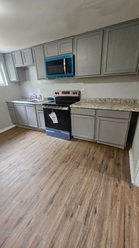 Foto del edificio - 1371 Ridge Rd