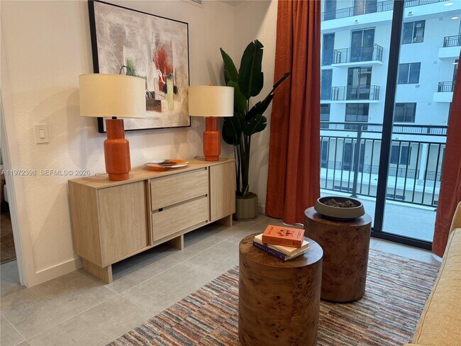 Foto del edificio - 2001 Van Buren St