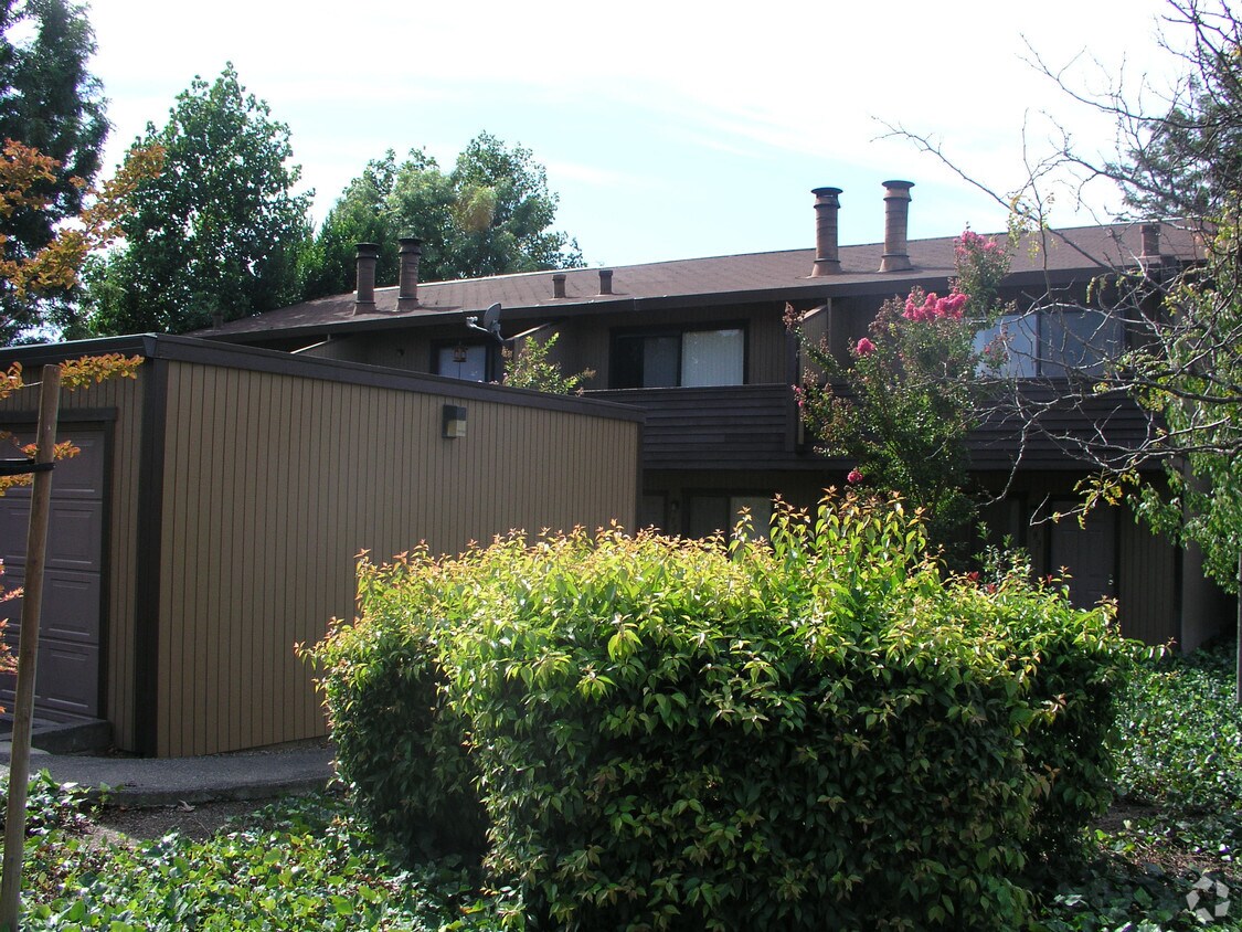Building Photograph - Four Plex