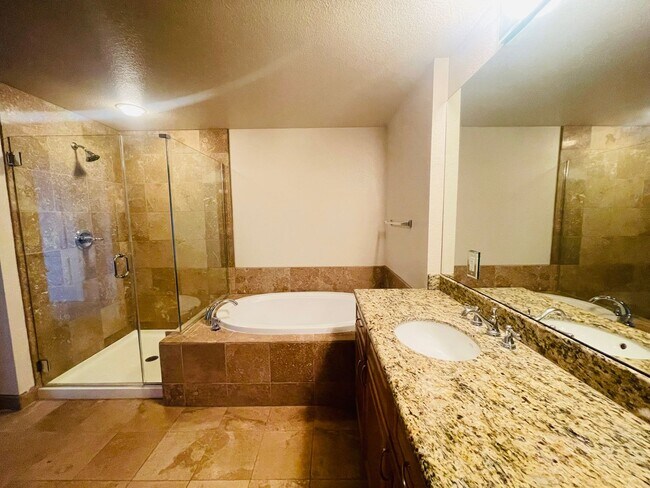 Building Photo - 2220 Village Walk Dr