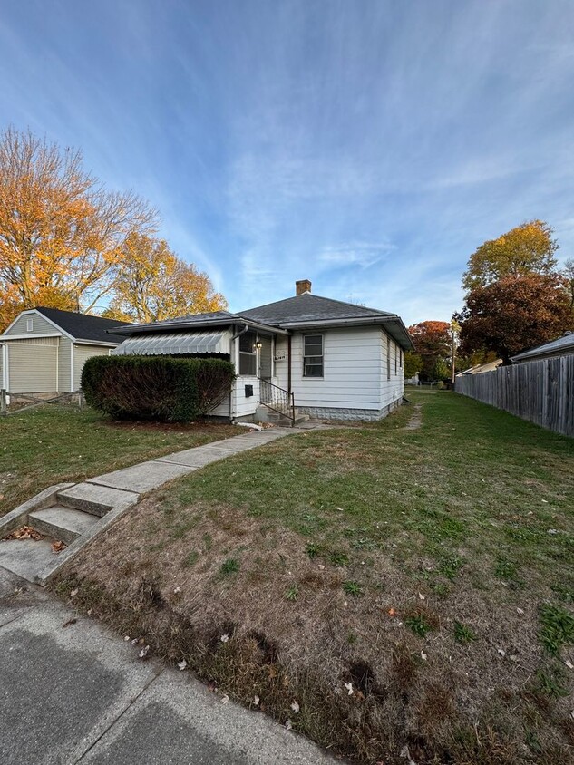 Primary Photo - Cozy 1-Bedroom House Near IUSB