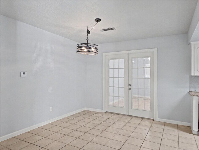 Foto del edificio - 9119 Glenbury Dr