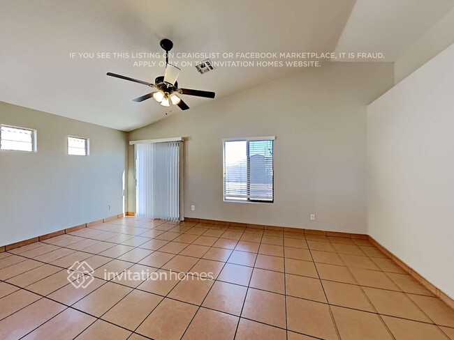 Foto del edificio - 1035 W 22nd Ave