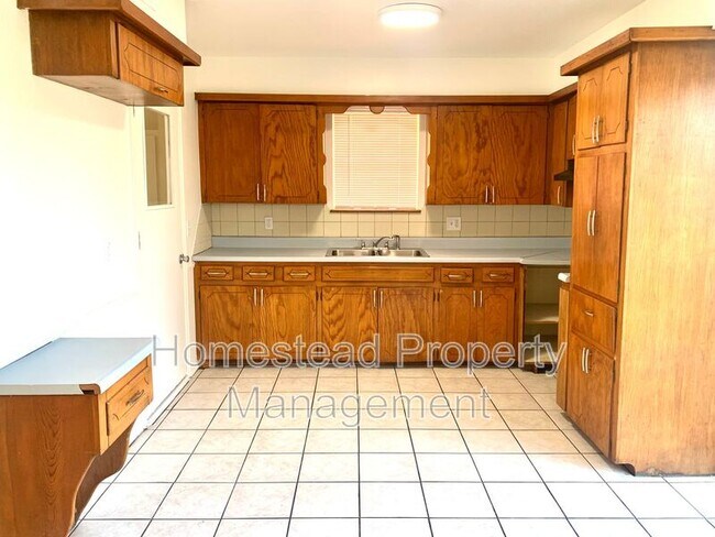 Building Photo - 433 NW 84th St