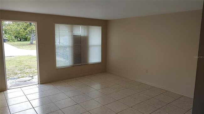 Building Photo - 105 Dartmouth Dr NW