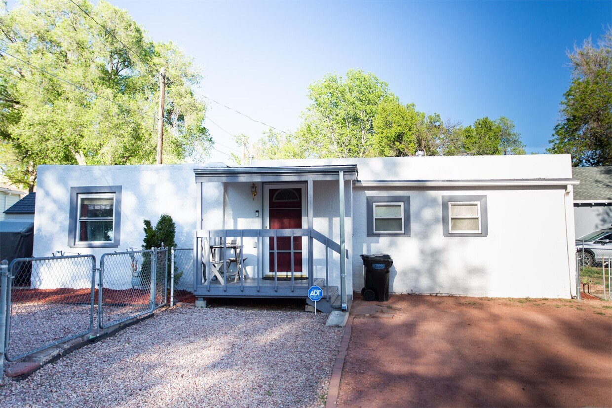 2602 E Monument St, Colorado Springs, CO 80909 House Rental in