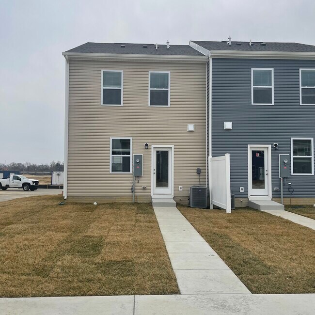 401 Little Eden Way, Dover, DE 19904 Townhome Rentals in Dover DE