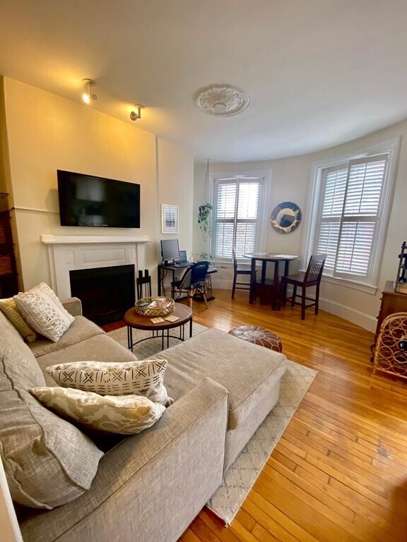 Building Photo - 312 Shawmut Ave