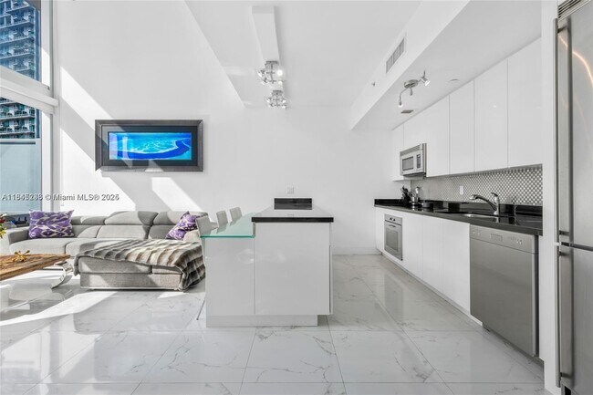 Foto del edificio - 92 SW 3rd St