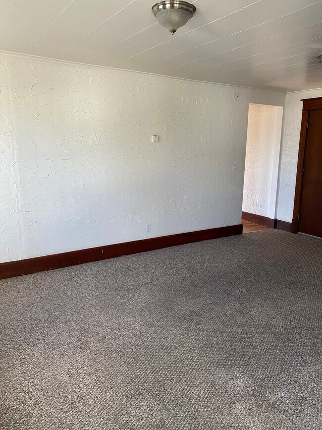 1115 Oliver St Unit C, North Tonawanda, NY 14120 Apartments in North