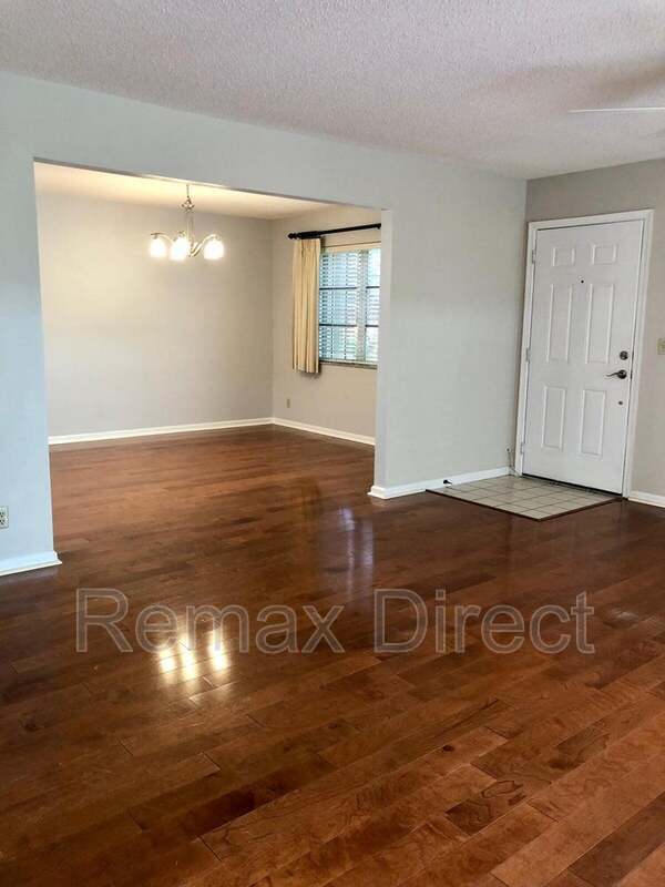 Foto del edificio - 4300 Hazel Ave