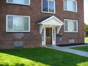 Building Photo - 2317 Neil Ave