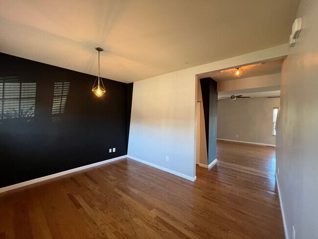 Building Photo - 3 br, 3.5 bath House - 275 Cobblestone Lan...