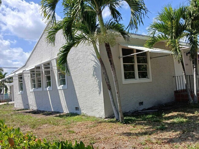 Building Photo - 5815 Garden Ave