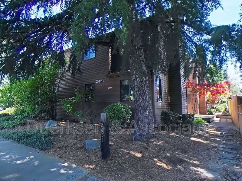 2451 NW Coolidge Way Unit 4, Corvallis, OR 97330 Condo for Rent in