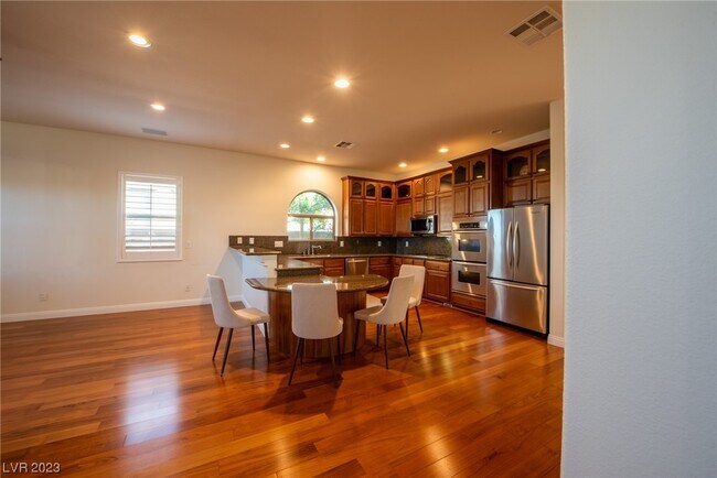 Building Photo - 2164 Noonday Ct