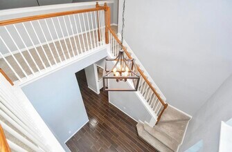 Building Photo - 18522 Autumn Park Dr