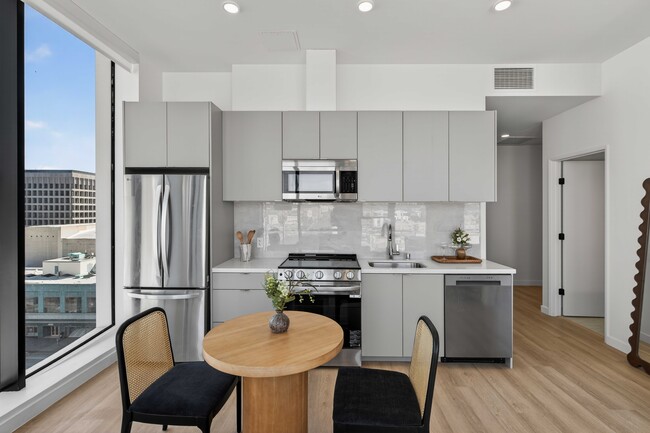 Quartz kitchen & bath countertops - WilWest