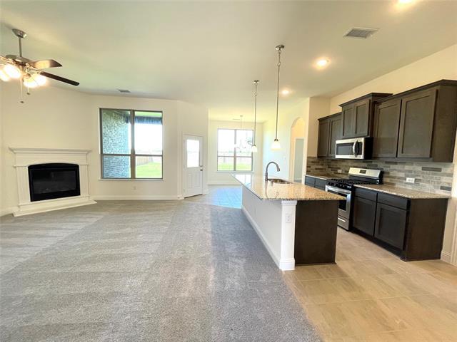 Building Photo - 4009 Whitetail Ln