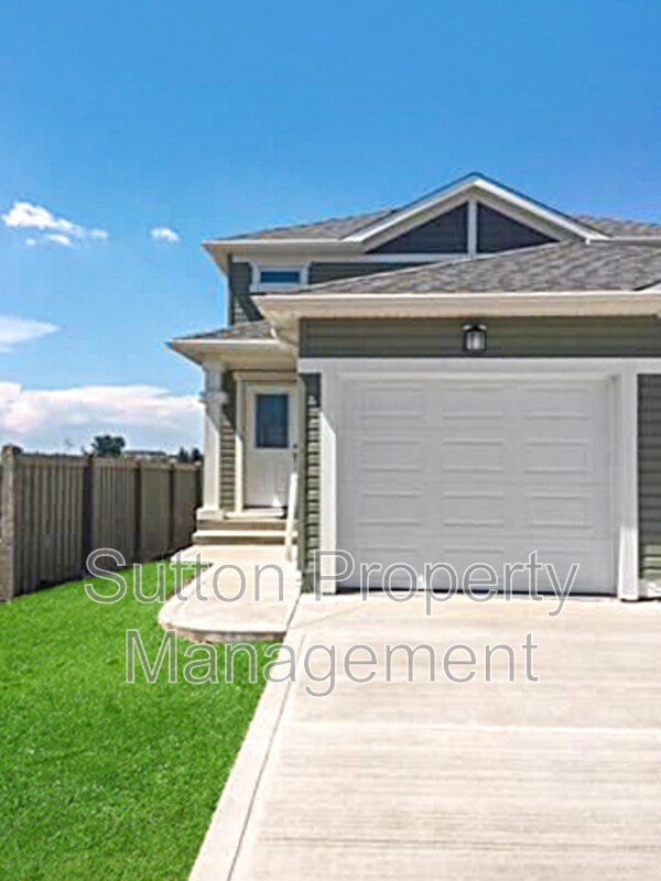 Photo principale - 10106-1085A 85a St