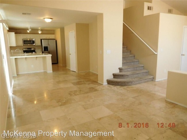 Building Photo - 3 br, 2.5 bath House - 24 Amber Rock