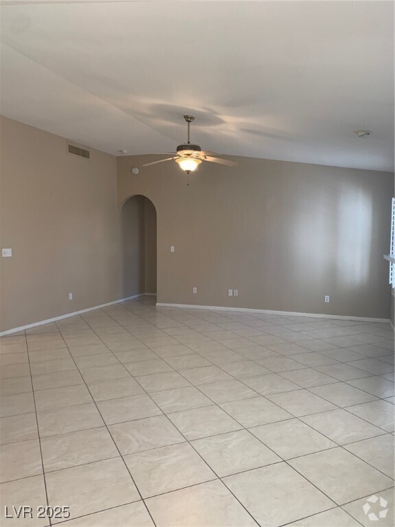Building Photo - 5021 Glenarden Dr