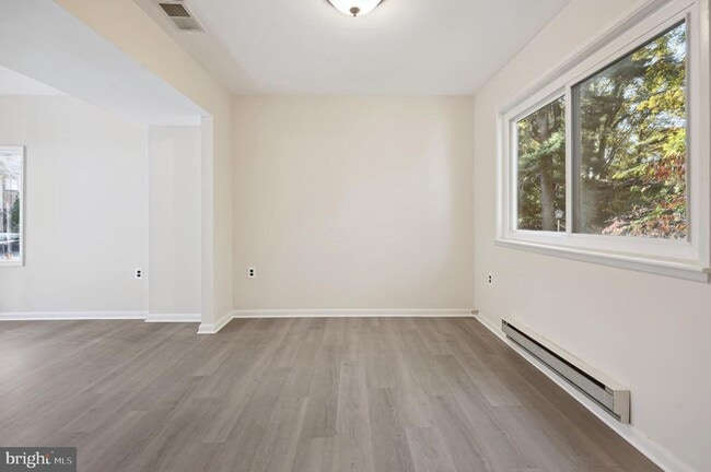 Building Photo - 2281 Emerald Heights Ct