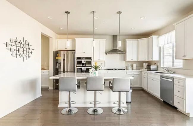 Building Photo - 7818 Poppy Ln