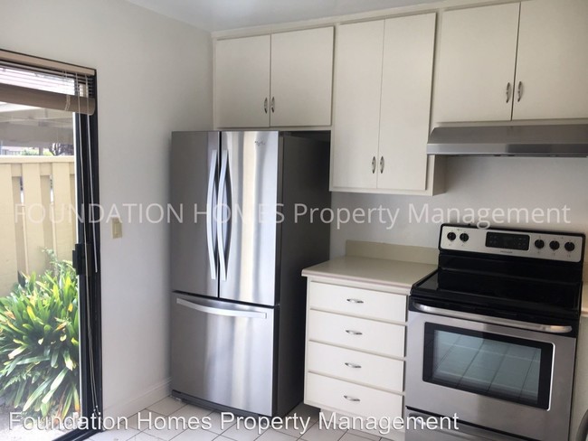 Building Photo - 3 br, 2.5 bath House - 12 Coleridge Drive