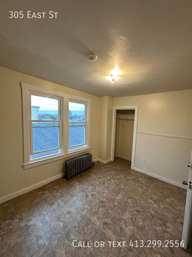 Building Photo - 305 East St