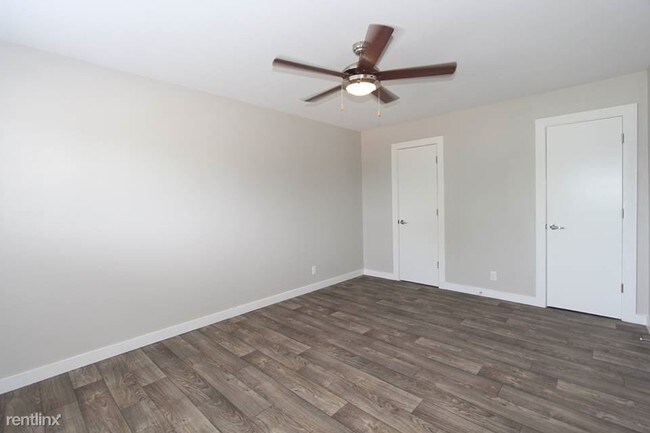 Building Photo - 743 Byrnes Dr
