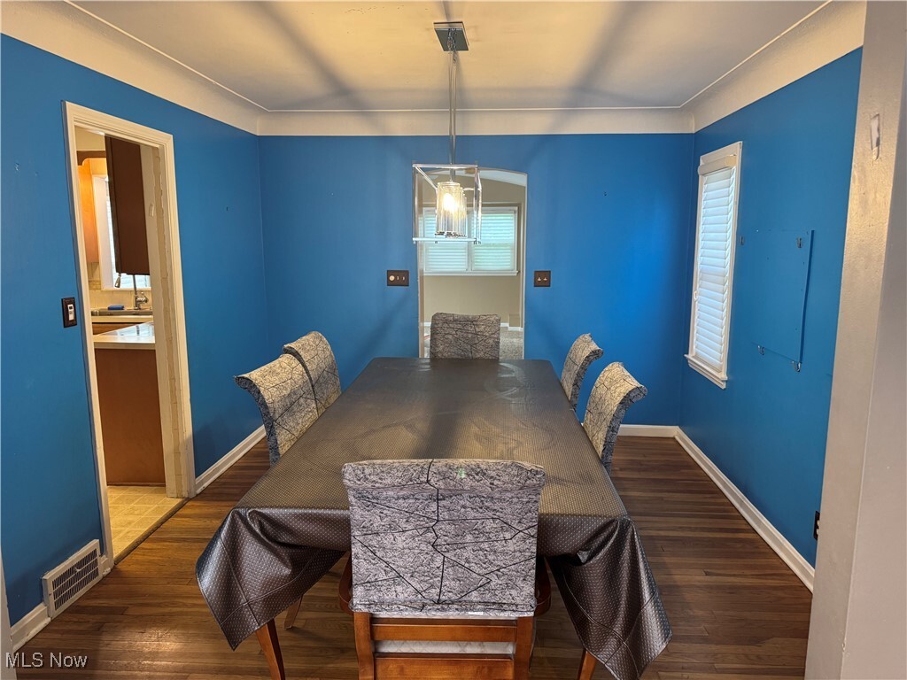4345 Baintree Rd University Heights, OH 44118 – photo 4