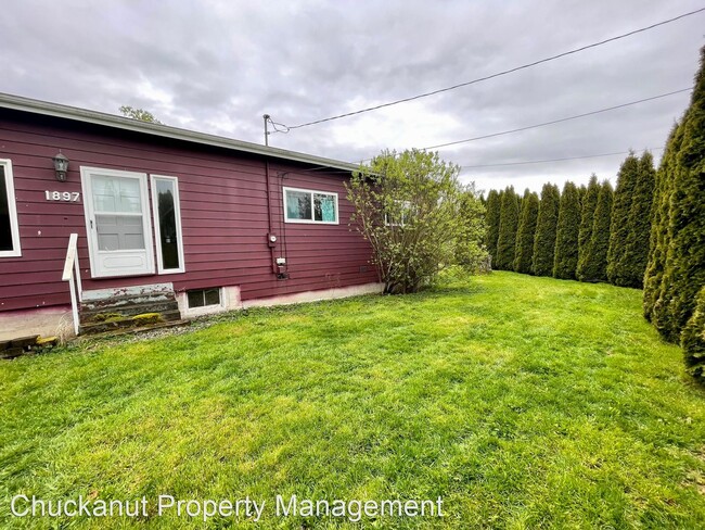Building Photo - 3 br, 2 bath House - 1897 Mt. Baker Hwy