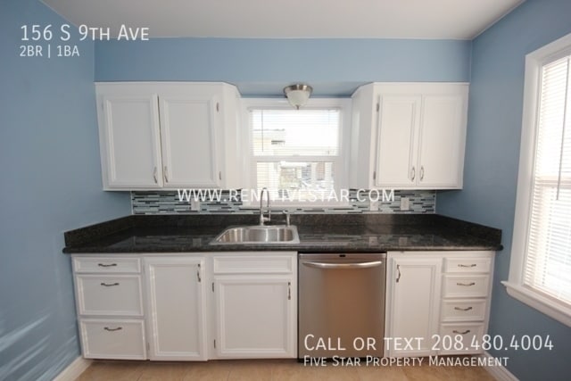 Building Photo - 156 S 9th Ave