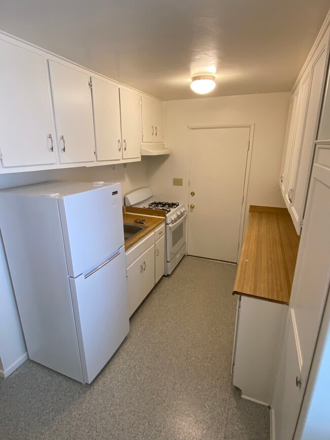 Building Photo - 817 Boysen Ave