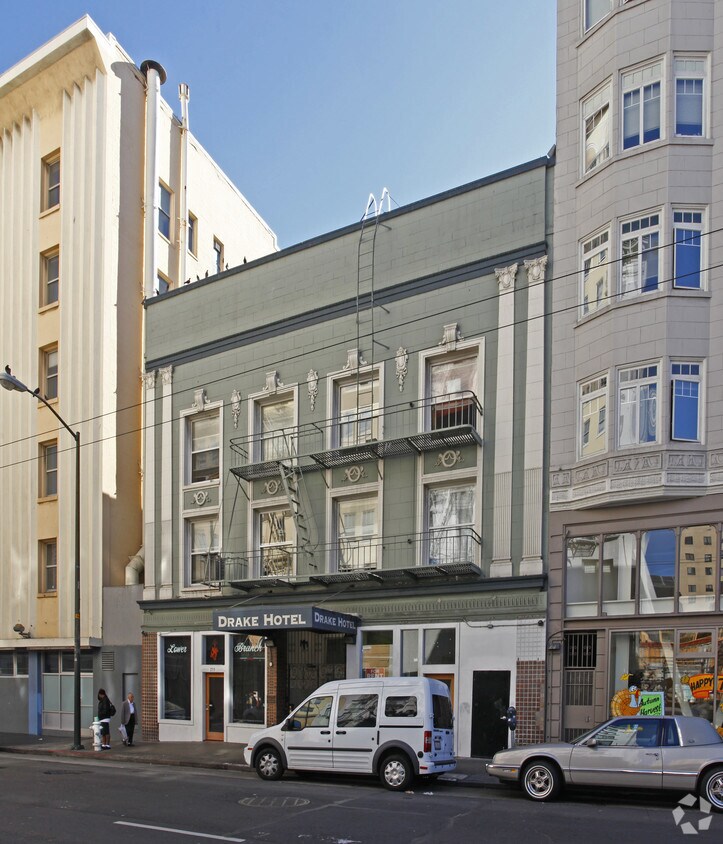Foto del edificio - Drake Hotel