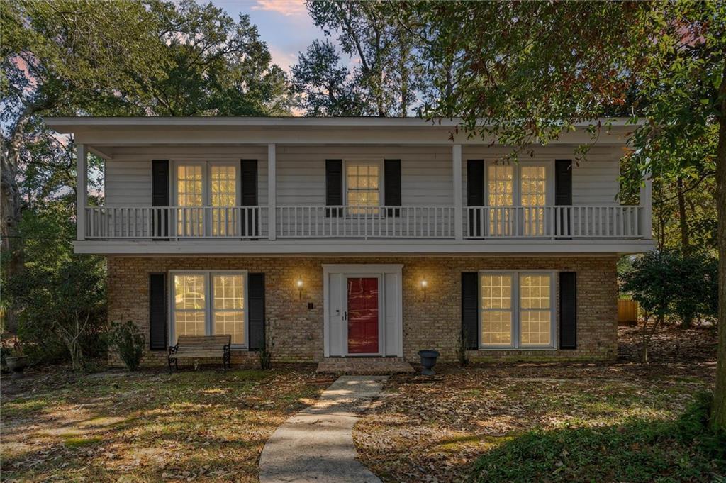 Foto principal - 745 Westmoreland Dr E