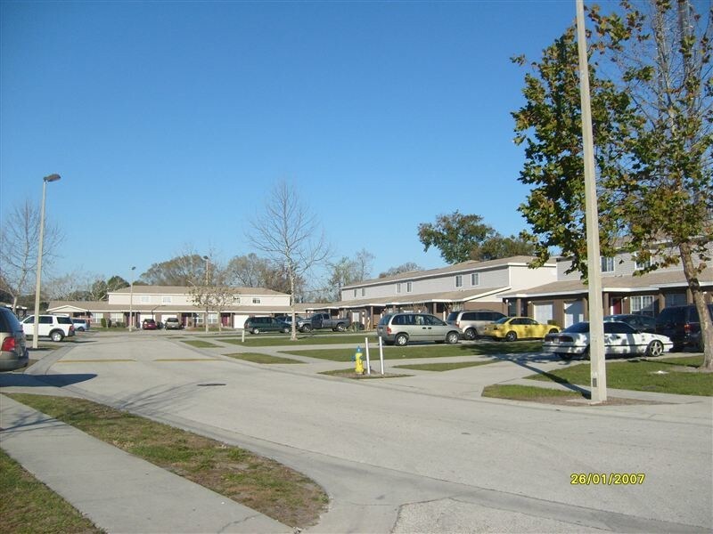 Foto del edificio - 3 br, 2 bath Townhome - Hickory Glen Townh...