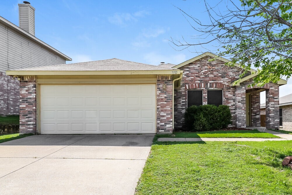Foto principal - 5112 Royal Burgess Dr