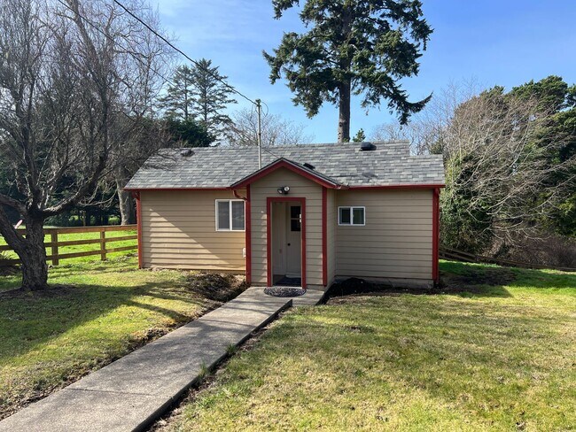 Foto del edificio - Cute cottage in Seal Rock!