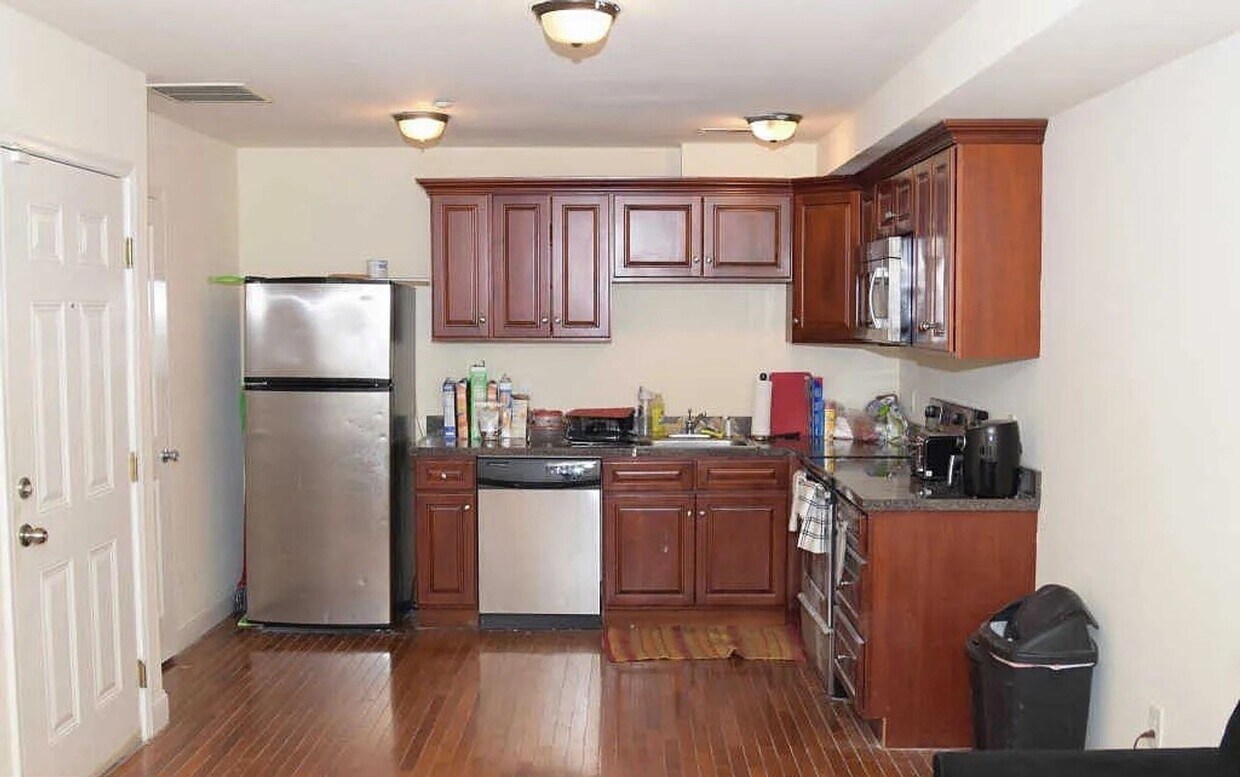 Gratz St N 1910 Apartment for Rent in Philadelphia, PA