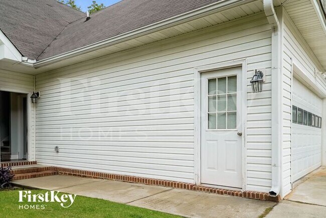 Foto del edificio - 210 James Allen Pl