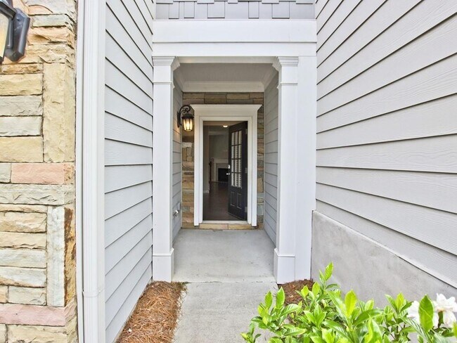 Foto del edificio - 3166 Cross Creek Dr