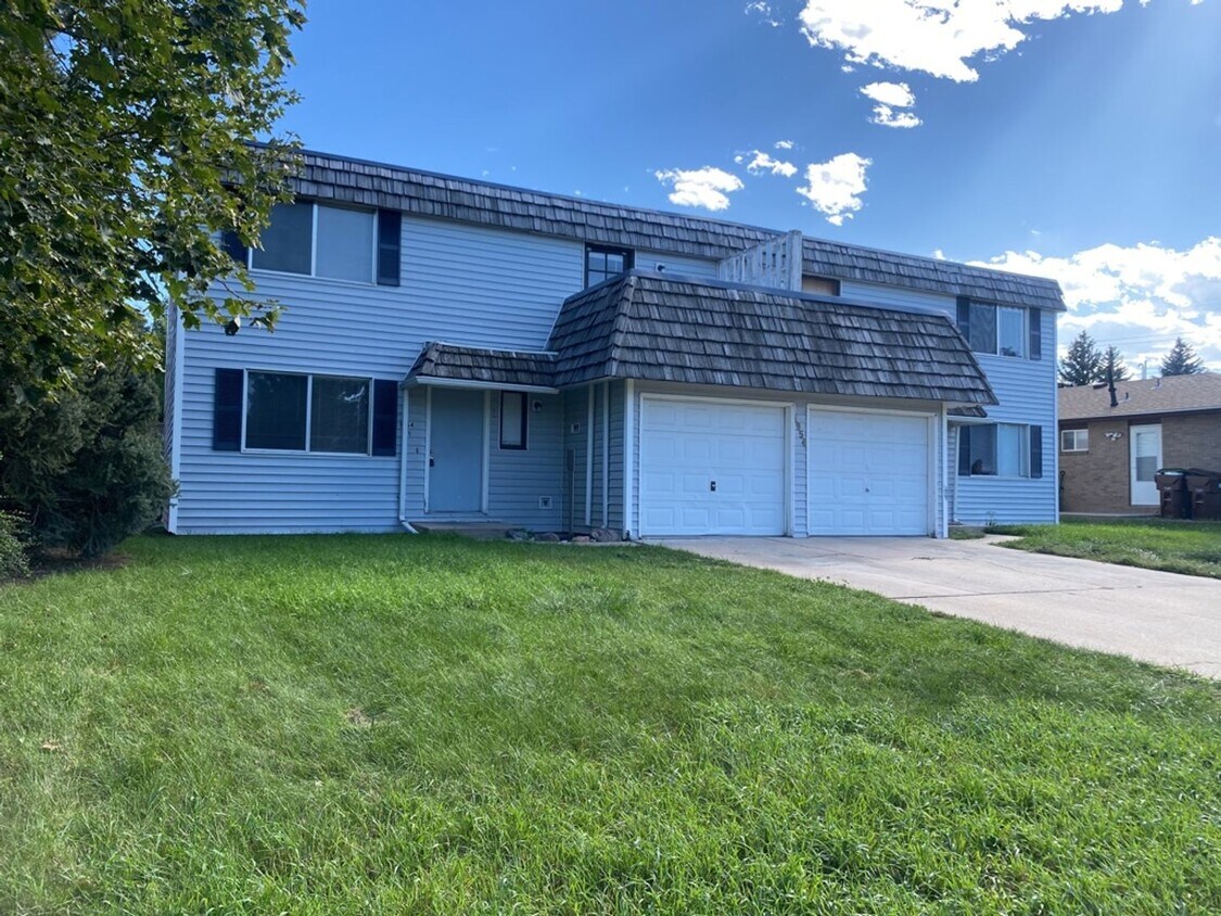 1954 Pecan St, Fort Collins, CO 80526 Townhome Rentals in Fort