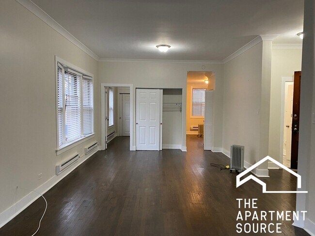 Foto del edificio - 915 W Waveland Ave